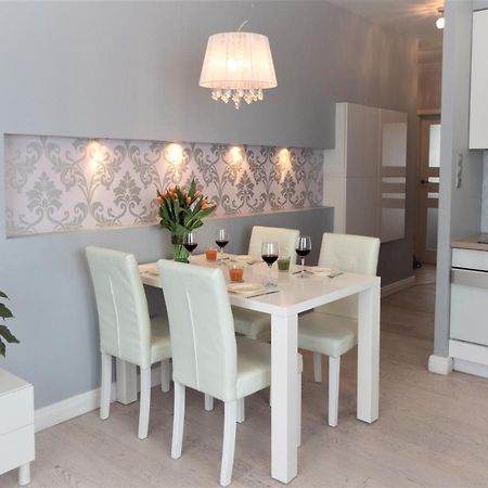 Sunny Stay Apartment 斯维诺乌伊希切 外观 照片