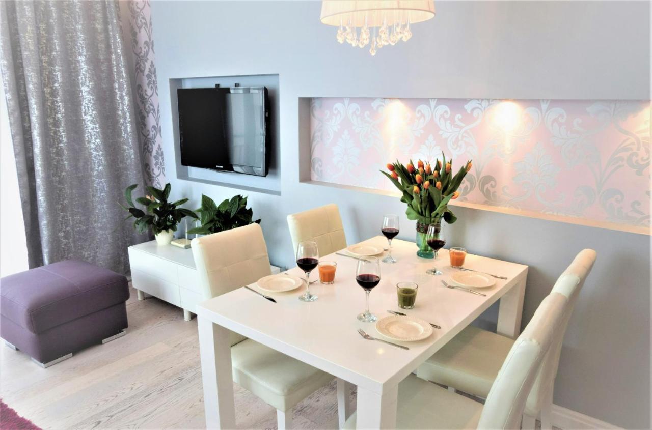 Sunny Stay Apartment 斯维诺乌伊希切 外观 照片